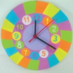 Ρολόι Τοίχου Ουράνιο Τόξο για το Παιδικό Δωμάτιο
